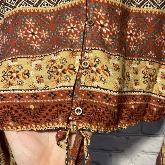 SADIE and Sage Top Size Small Bell Sleeve Prairie Rustic Peasant Boho - Picture 7 of 10
